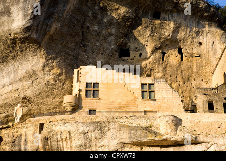 Francia, Dordogne, Perigord Noir (Black Perigord), Les Eyzies de Tayac, sito elencato come patrimonio mondiale dall' UNESCO, grotta Foto Stock