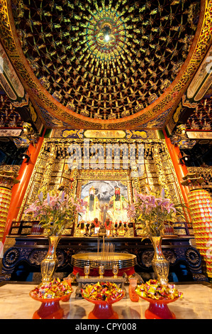 Taiwan, Nantou distretto, Sole Luna Regione del Lago, il Tempio di Confucio (Wenwu Tempio), altare Foto Stock