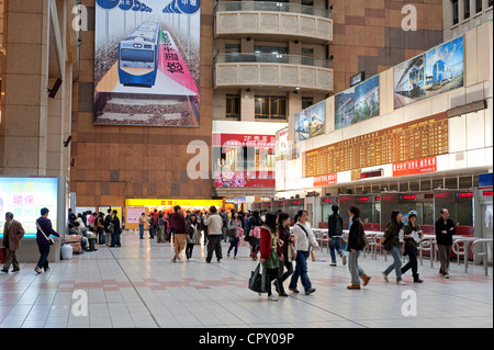 Taiwan, Taipei, la città vecchia e la stazione principale di Taipei Foto Stock