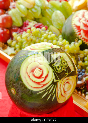 Assortimento di frutti diversi a una festa Foto Stock