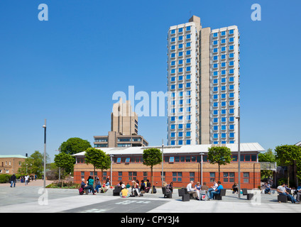 Università di Leicester il campus Attenborough Tower Building Leicestershire East Midlands England Regno Unito GB EU Europe Foto Stock