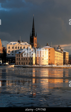La Svezia, Stoccolma, vista su Riddar Holmen in inverno dal Municipio Foto Stock