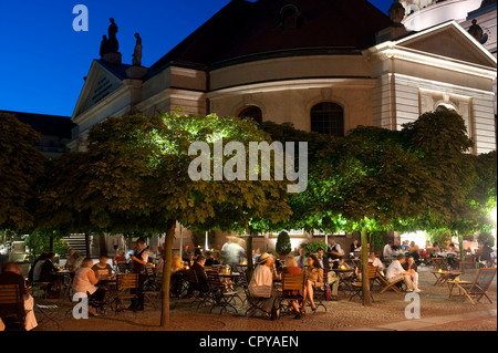 Germania, Berlino, quartiere Mitte, Gendarmenmarkt, bar terrazza Foto Stock