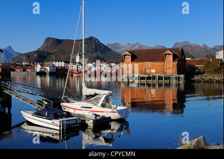 Norvegia, Nordland County, Isole Lofoten, Austvagoy Isola, Svolvaer Harbour Foto Stock