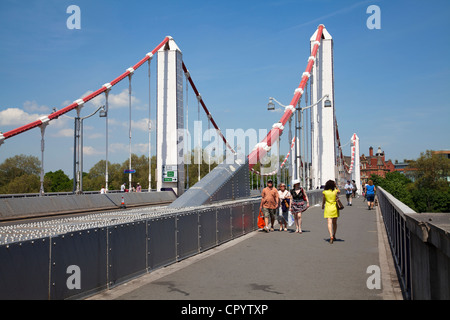 Chelsea Ponte sul Fiume Tamigi - London REGNO UNITO Foto Stock