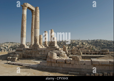 Hercules tempio su Citadel Hill ad Amman, capitale del Regno Hascemita di Giordania, Medio Oriente e Asia Foto Stock