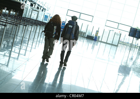 La moderna architettura di nuovo aperto (2012) terminale di Wroclaw Aeroporto. La Polonia. Foto Stock