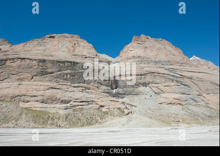 Buddismo tibetano, cascata, percorso del pellegrinaggio al Sacro Monte Kailash, pista Rinpoce, Kora, Ngari, pista Tise Montagne Foto Stock