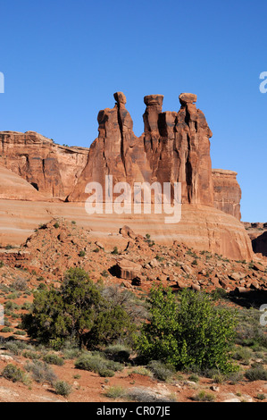 Tre gossip rock formazione, Arches National Park, Utah, Stati Uniti d'America Foto Stock