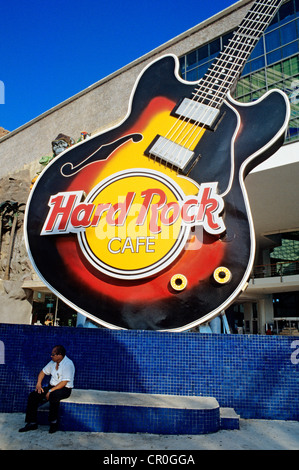 Messico, Quintana Roo Stato, Cancun, segno dell'Hard Rock Cafe nel complesso di alberghi Foto Stock