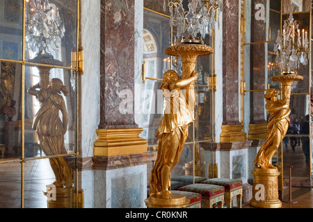 Francia Yvelines Chateau de Versailles elencati come patrimonio mondiale dall' UNESCO Galerie des glacés sala degli specchi di lunghezza 73m di larghezza Foto Stock