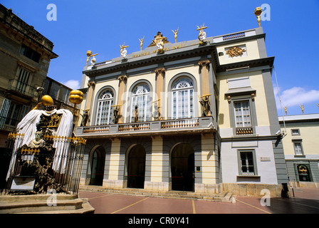 In Spagna, in Catalogna, provincia di Girona, Alt Emporda comarca, Figueres, il Salvador Dalí teatro e museo (Teatre Museu Dalí) Foto Stock