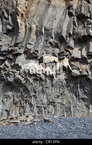 Basalti, Reynisfjara beach, Islanda Foto Stock