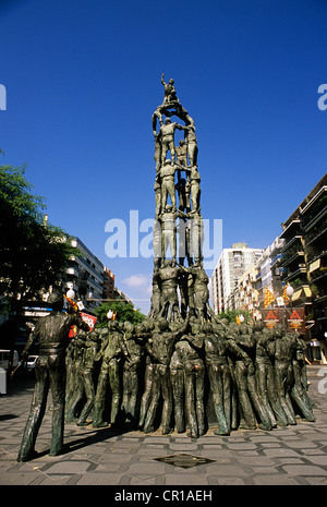 In Spagna, in Catalogna, provincia di Tarragona, Tarragonas comarca, Tarragona, scultura su una piramide umana o castellers Foto Stock