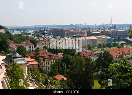 Vista da Hradschin, il Castello di Praga, sulla città di Praga, Boemia, Repubblica Ceca, Europa Foto Stock