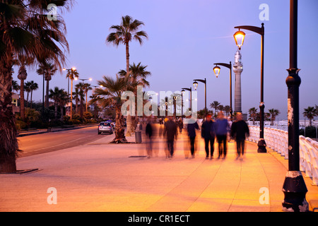 Il Libano, Beirut, lungomare Corniche di sunrise Foto Stock