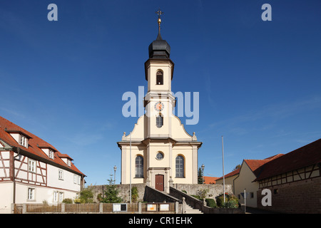 Vicario cooperatore cattolica la Chiesa di San Michele e San Giorgio, Michelau im Steigerwald, bassa Franconia, Franconia, Bavaria Foto Stock