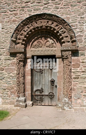 Scolpiti Norman porta alla chiesa Kilpeck Herefordshire England Regno Unito Foto Stock