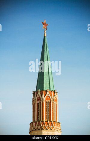 Torre Nikolskaya con stella rossa, il Cremlino di Mosca, Russia Foto Stock