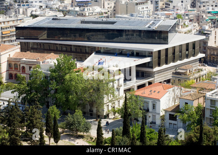 La Grecia, Attica, Atene, vista dal Partenone sul nuovo Museo dell'acropoli dall architetto Bernard Tschumi inaugurato nel 2009 Foto Stock