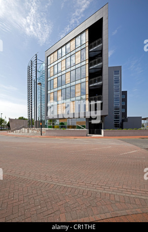 3 Assembly Square, Britannia Quay, Cardiff Bay, sede degli studi televisivi ITV Cymru-Wales contro un cielo blu quasi limpido Foto Stock