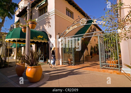 La storica 1929 Balboa Inn sulla penisola di Balboa è un 45-room osteria vicino a Balboa Pier e Oceano Pacifico in Newport Beach, California, Stati Uniti d'America. Foto Stock