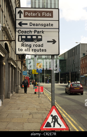 Vista di Beetham Tower Liverpool Road Manchester City Centre di un misto di sviluppo con Hilton Hotel e base e residenziale nella parte superiore Foto Stock