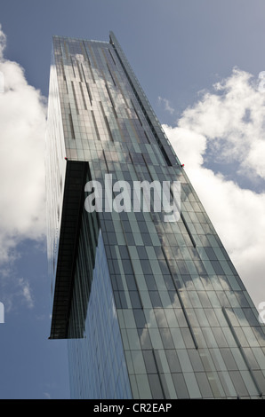 Vista di Beetham Tower Deansgate Manchester City Centre di un misto di sviluppo con Hilton Hotel e base e residenziale nella parte superiore Foto Stock