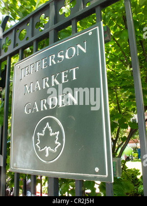 Jefferson Market Garden segno, NYC Foto Stock