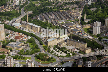 Vista aerea del Dean Clough mulini a Halifax Foto Stock