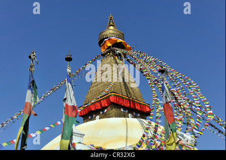 Buddismo tibetano, Bodnath Stupa, Boudhanath, Boudha, due occhi che guardano verso il basso, Sito Patrimonio Mondiale dell'UNESCO, Kathmandu Foto Stock