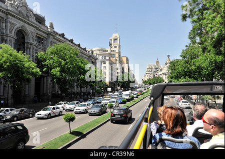 Nella Visione di Madrid autobus turistico sulla Gran Via, Madrid, Spagna, Europa Foto Stock