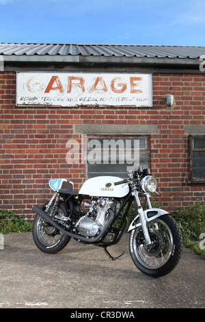 Yamaha 650 Stile Cafe racer Foto Stock