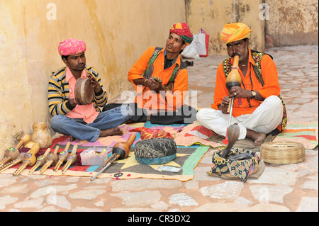 Incantatori di serpenti, Ambra Fort, ambra, vicino a Jaipur, Rajasthan, Nord India, India, Asia del Sud, Asia Foto Stock