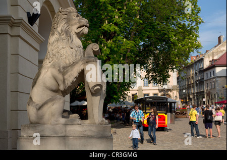 La parte del leone in city hall di Lviv, Ucraina Foto Stock