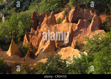 Francia, Vaucluse, Luberon, Rustrel, Colorado di Provenza, ocre (vista aerea) Foto Stock