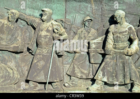 Ghisa monumento, Rilievo monumentale da Arthur Hoffmann, dei lavoratori nel settore della produzione di acciaio, ThyssenKrupp, Krupp town, industria siderurgica Foto Stock