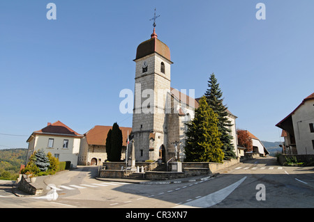 Chiesa di Saint-Maurice, Ouhans, Pontarlier, dipartimento del Doubs, Franche-Comte, Francia, Europa PublicGround Foto Stock