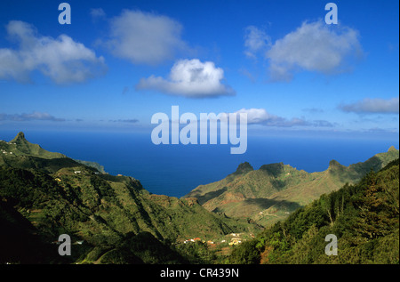 Spagna Isole Canarie Tenerife island, villaggio di Chamorga nel massiccio Anaga Foto Stock