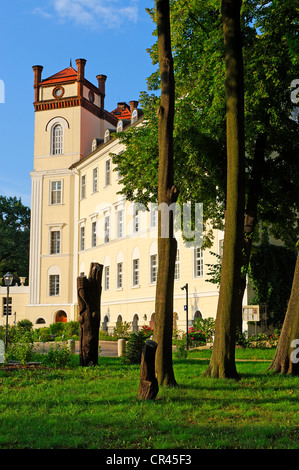 Schloss Luebbenau castello, ora un hotel, Spreewald, Brandeburgo, Germania, Europa Foto Stock