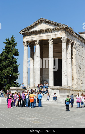 Tempio di Augusto, Forum, Pola, Istria, Croazia, Europa Foto Stock