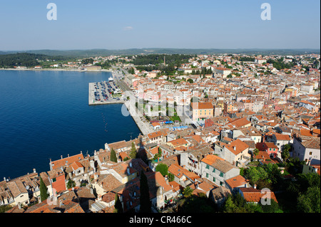 Vista sulla città di Rovigno, Istria, Croazia, Europa Foto Stock