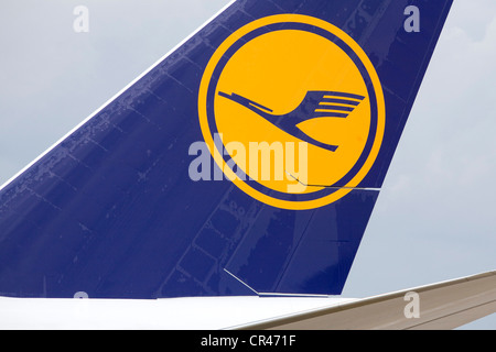 Un Lufthansa Boeing 747-8 arriva all'Aeroporto Internazionale di Dulles sul suo primo volo del passeggero. Foto Stock