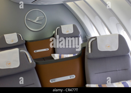 Nella sezione Business Class di Lufthansa Boeing 747-8. Foto Stock