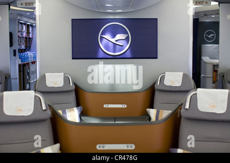 Nella sezione Business Class di Lufthansa Boeing 747-8. Foto Stock