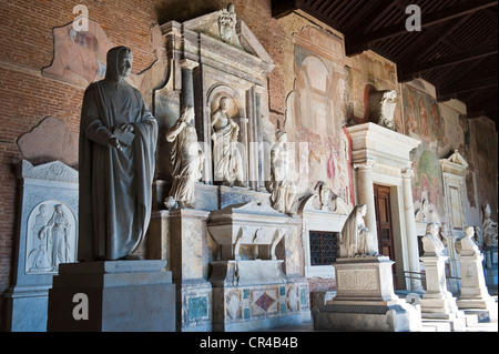 L'Italia, Toscana, Pisa, il Campo dei Miracoli Patrimonio Mondiale UNESCO, Campo Santo cimitero costruito nel 1277 da Giovanni di Simone Foto Stock