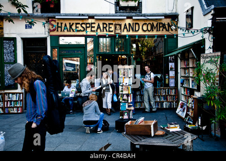 Shakespeare e la società bookstore, Quartiere Latino, Parigi, Francia, Europa Foto Stock