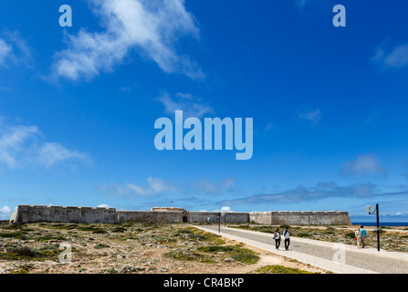 La storica 16thC Fortaleza (fortezza) in Sagres Algarve Foto Stock