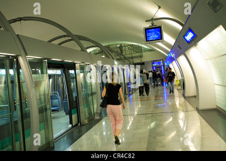 Francia, Parigi, Les Olympiades tube station Foto Stock