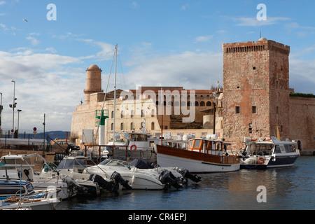 Fort Saint-Jean, ingresso del Vieux Port, porto vecchio, Marsiglia, Bouches-du-Rhone, Provence, Francia Foto Stock